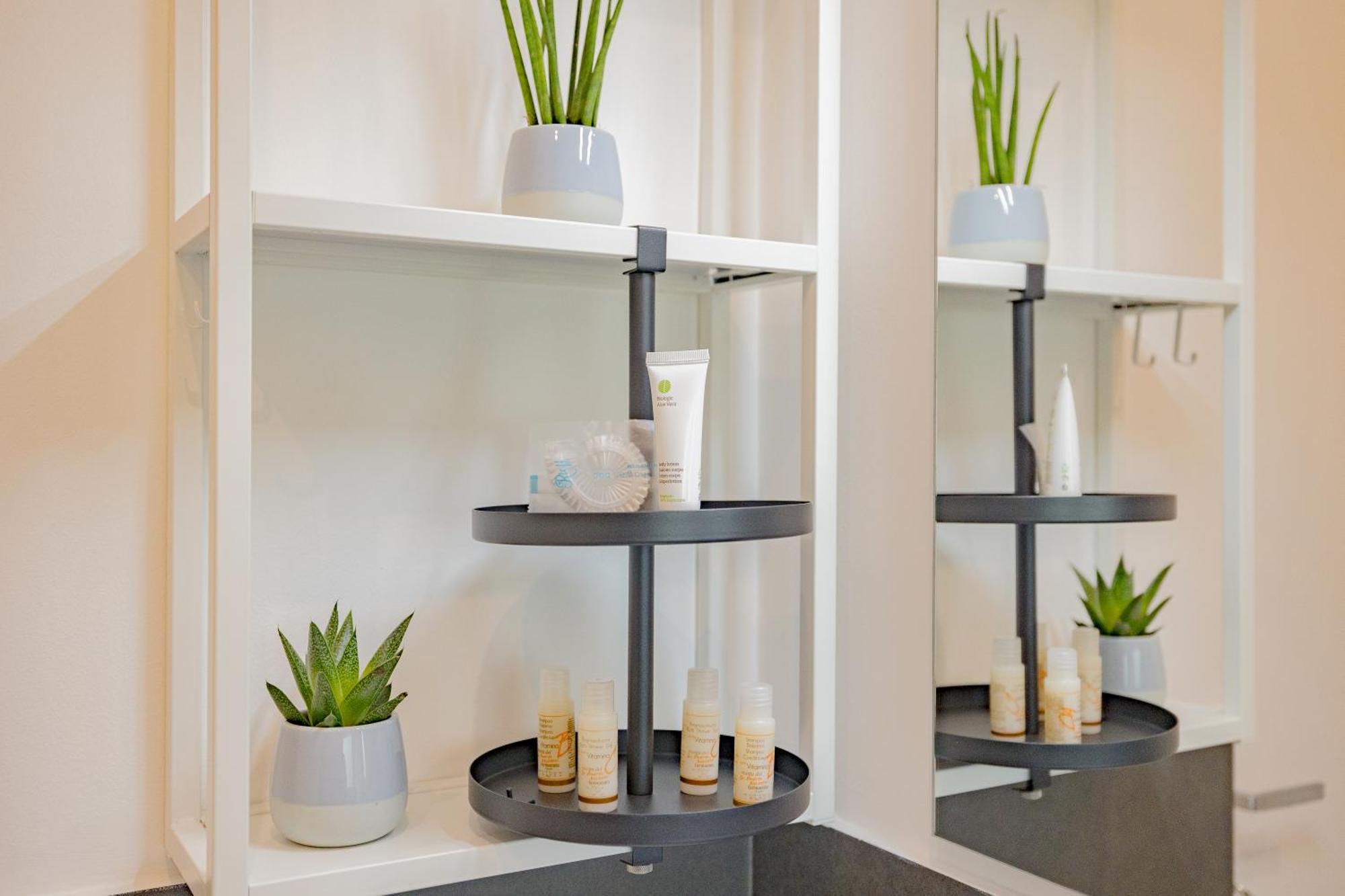 Apartment Comfy & Chic Vicino Famagosta E Universita Iulm Milan